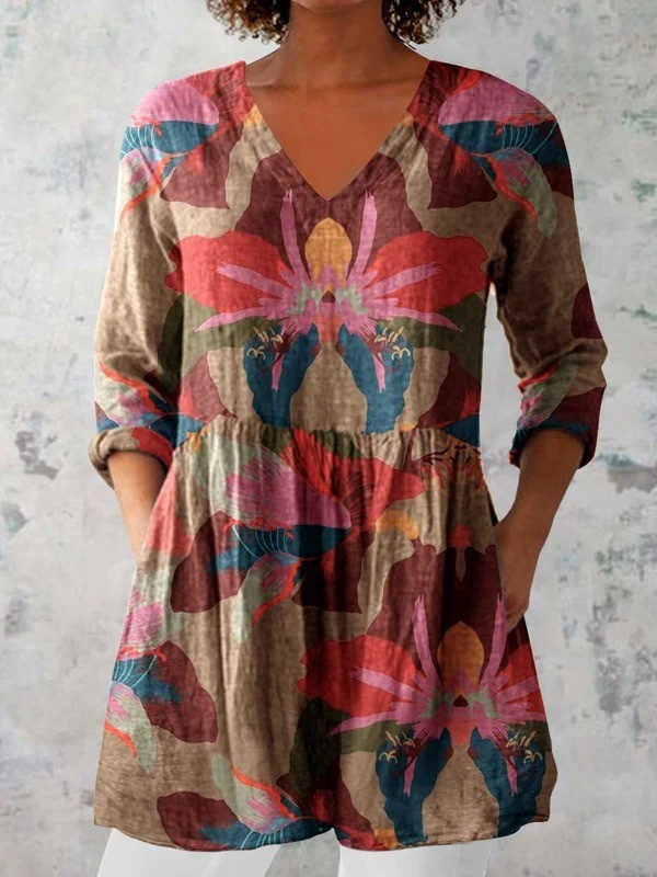 Sarah — Long Blouse with V-Neck