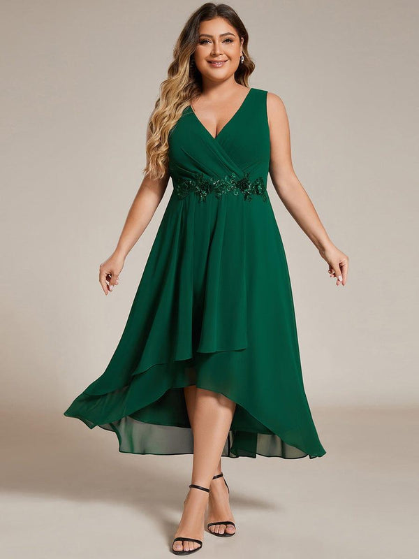 Plus Size Chiffon V Neck Sleeveless Wedding Guest Dress